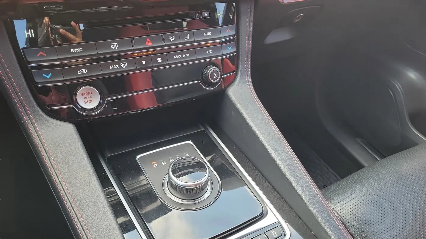 2020 Jaguar F-PACE S