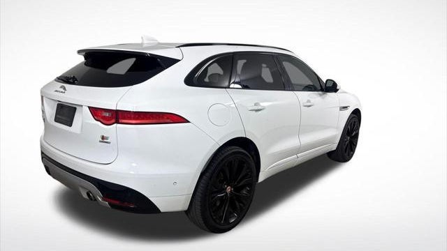 2018 Jaguar F-PACE S