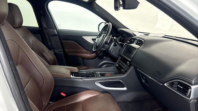2018 Jaguar F-PACE S