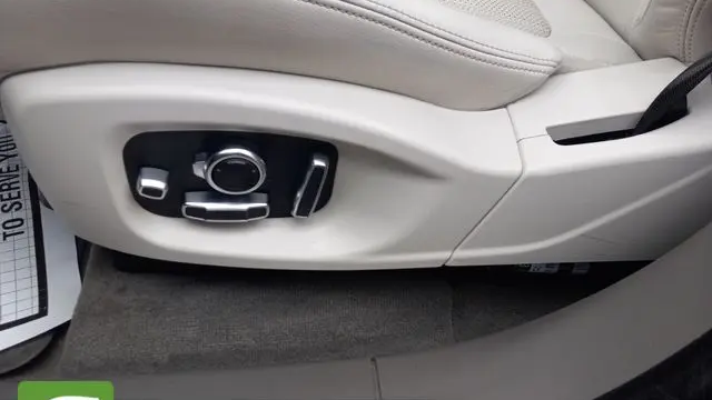 2020 Jaguar F-PACE 30t Portfolio