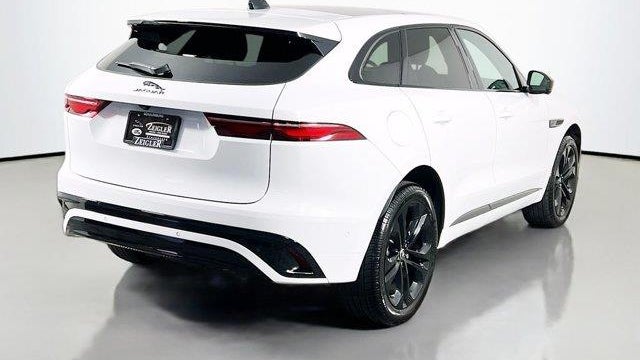 2025 Jaguar F-PACE P250 R-Dynamic S