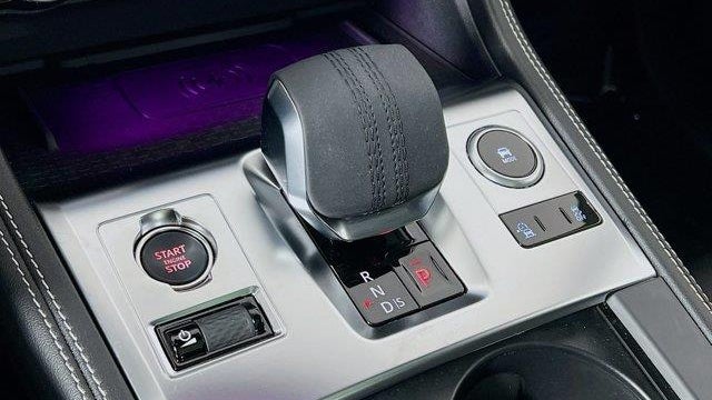 2025 Jaguar F-PACE P250 R-Dynamic S