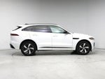 2024 F-PACE Thumbnail 7