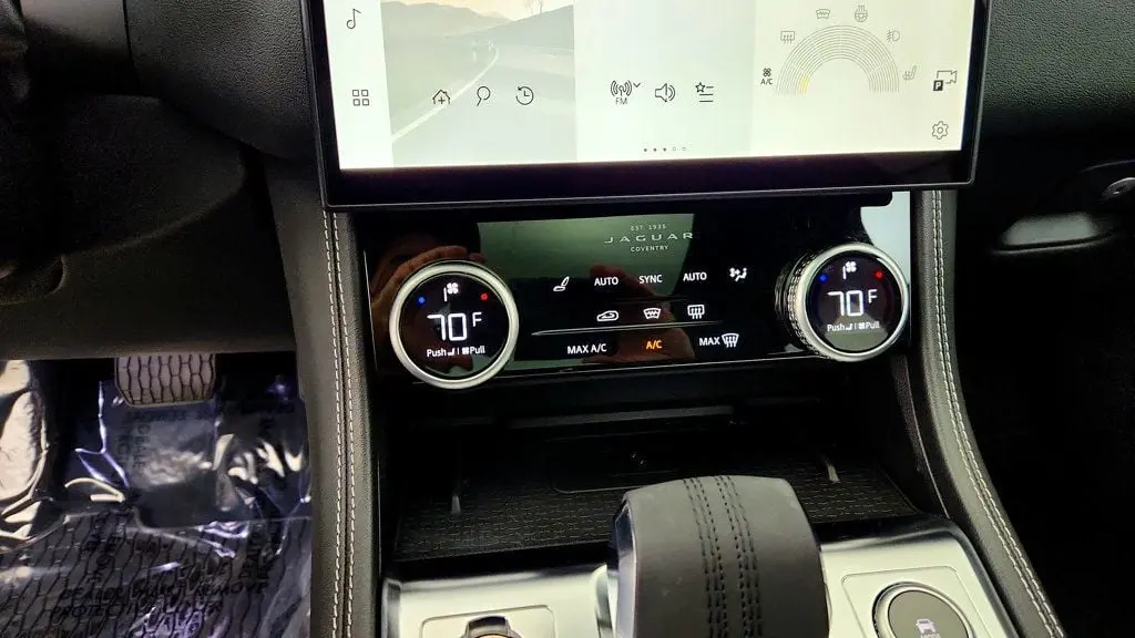 2025 Jaguar F-PACE - $33,695