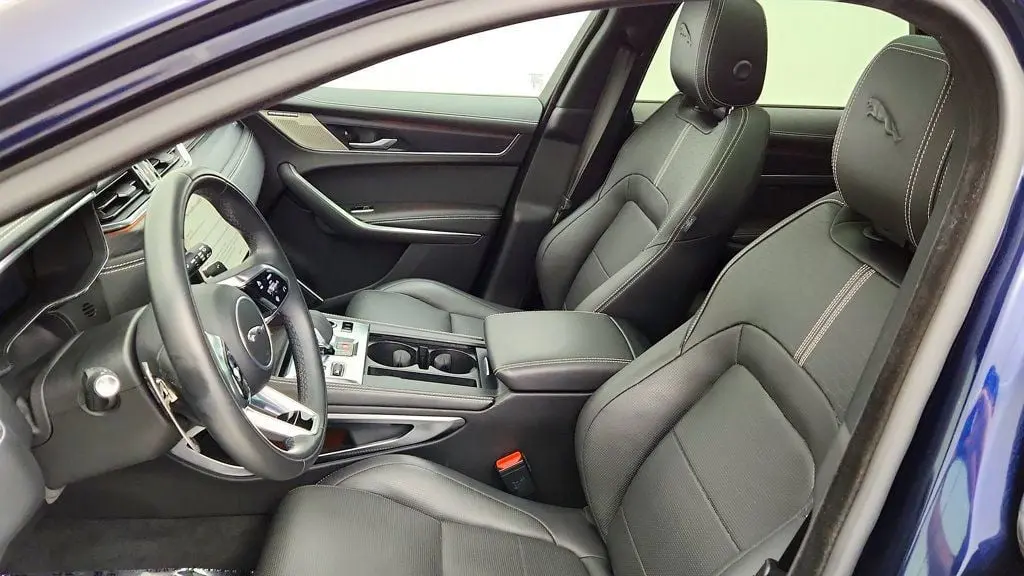 2025 Jaguar F-PACE - $33,695