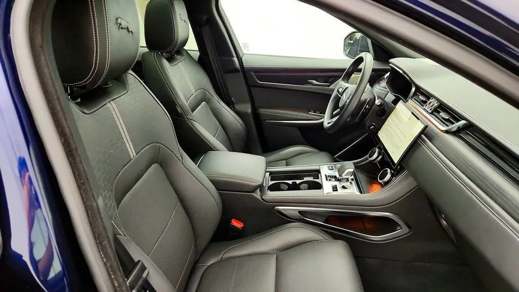 2025 Jaguar F-PACE - $33,695