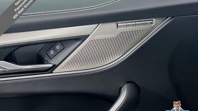 2025 Jaguar F-PACE P250 R-Dynamic S