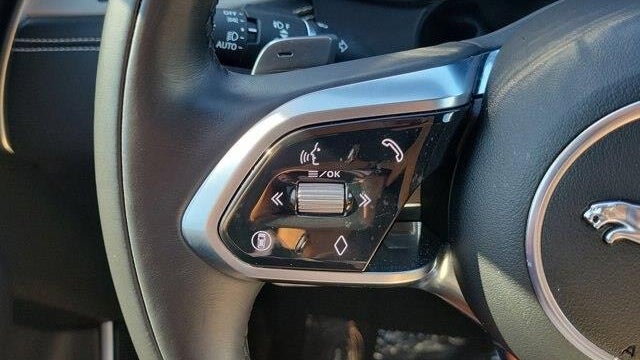 2025 Jaguar F-PACE P250 R-Dynamic S
