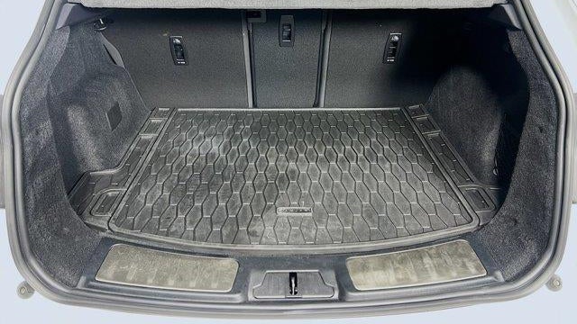 2024 Jaguar E-PACE P250 R-Dynamic SE