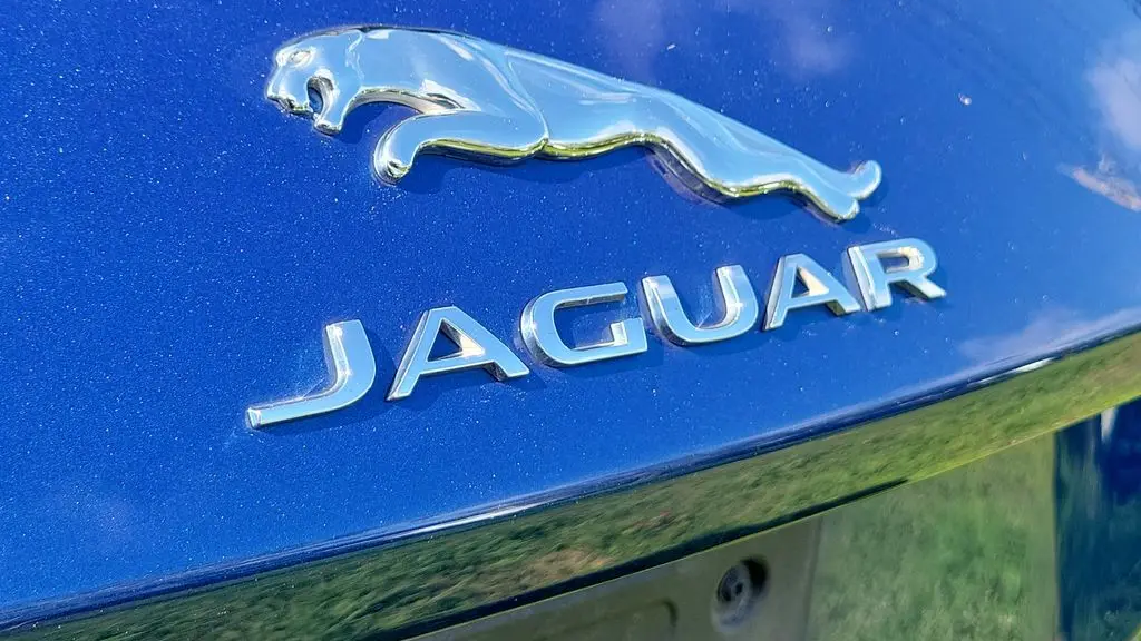 2023 Jaguar E-PACE P250 SE
