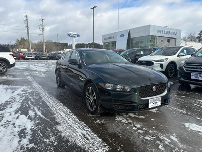 2017 Jaguar XE AWD 35T Premium 4DR Sedan