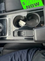 2017 XE Thumbnail 22