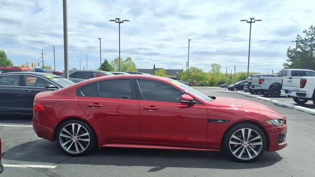 2018 Jaguar XE 35t R-Sport