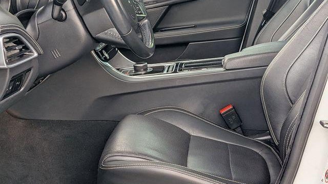 2018 Jaguar XE 25t R-Sport