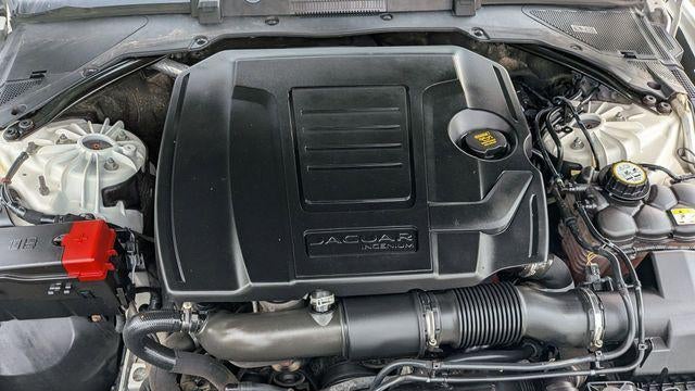 2018 Jaguar XE 25t R-Sport
