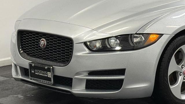 2018 Jaguar XE 25t