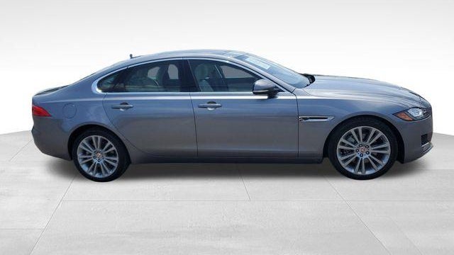 2020 Jaguar XF 25t Prestige