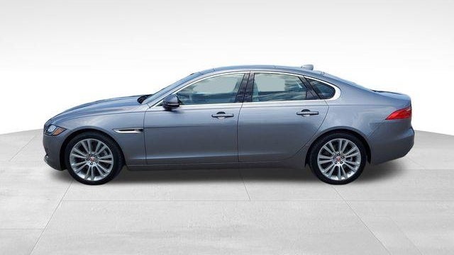 2020 Jaguar XF 25t Prestige