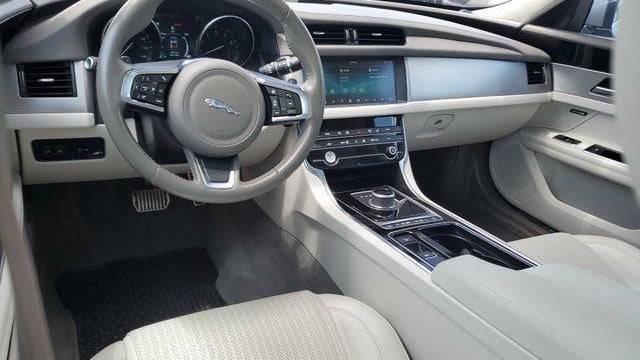 2020 Jaguar XF 25t Prestige