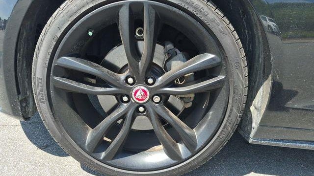 2018 Jaguar XF 25t R-Sport