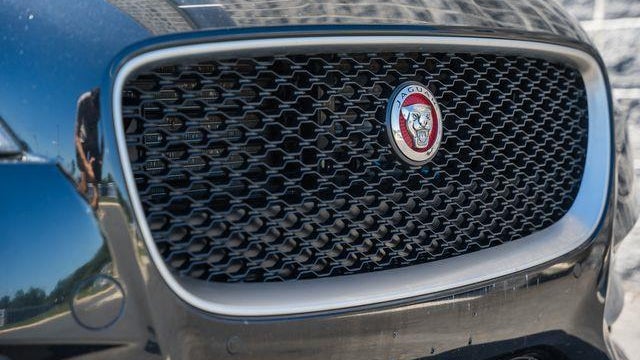 2018 Jaguar XF 25t R-Sport