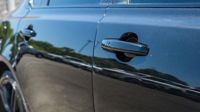 2018 Jaguar XF 25t R-Sport