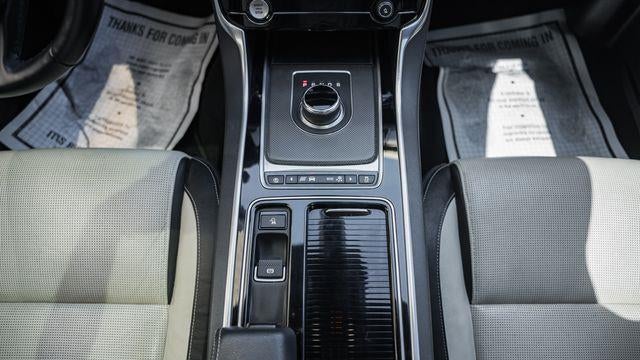2018 Jaguar XF 25t R-Sport