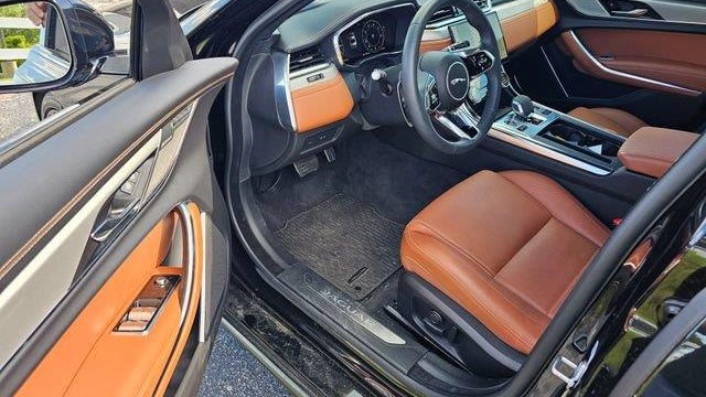2024 Jaguar XF P300 R-Dynamic SE