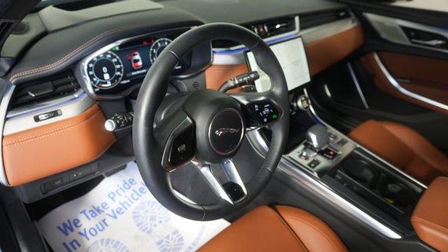2024 Jaguar XF P300 R-Dynamic SE