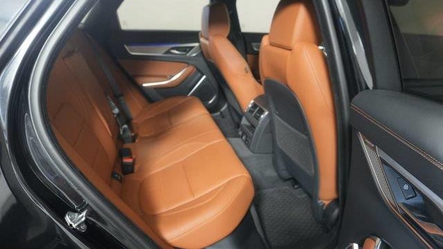 2024 Jaguar XF P300 R-Dynamic SE