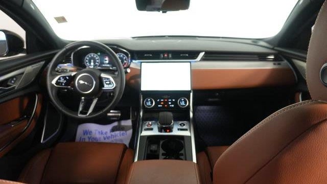 2024 Jaguar XF P300 R-Dynamic SE