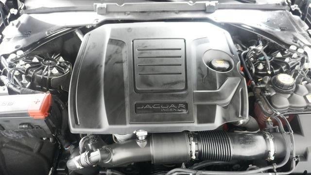 2024 Jaguar XF P300 R-Dynamic SE