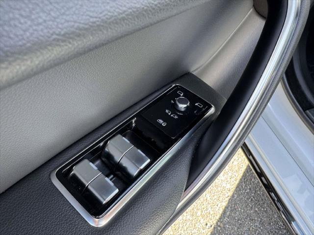 2021 Jaguar XF - $30,997