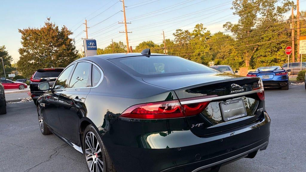 2022 Jaguar XF P300 R-Dynamic SE