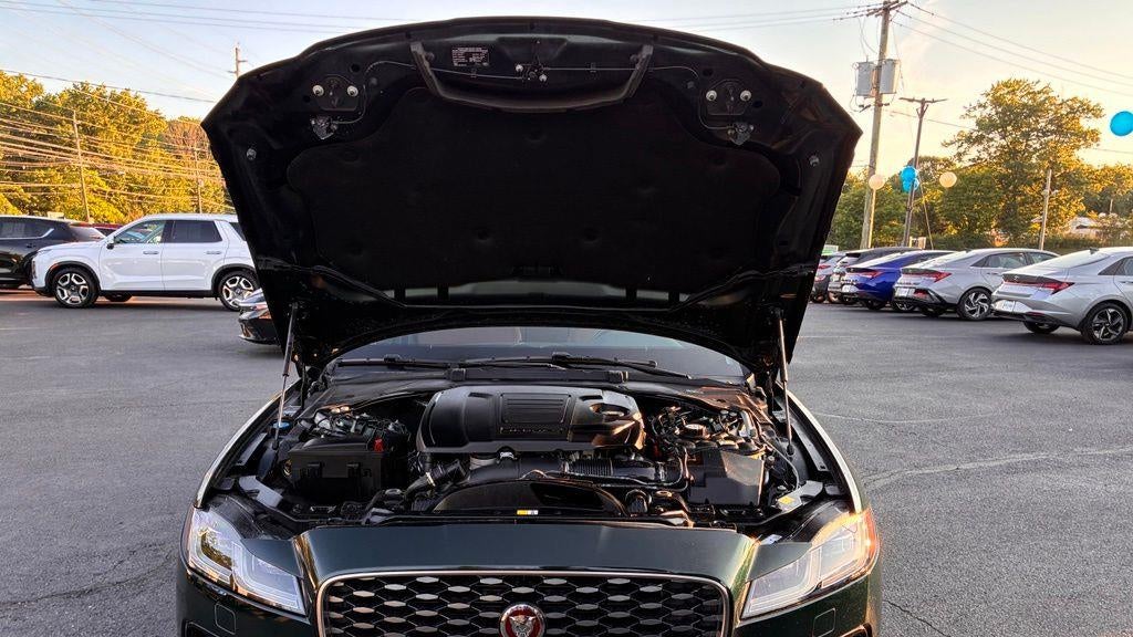 2022 Jaguar XF P300 R-Dynamic SE