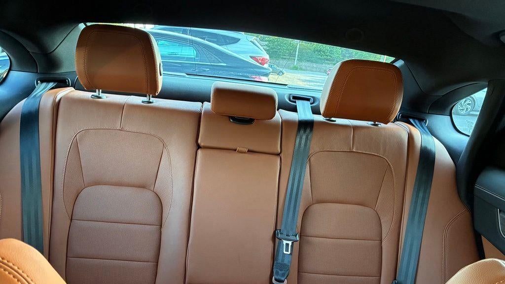 2022 Jaguar XF P300 R-Dynamic SE