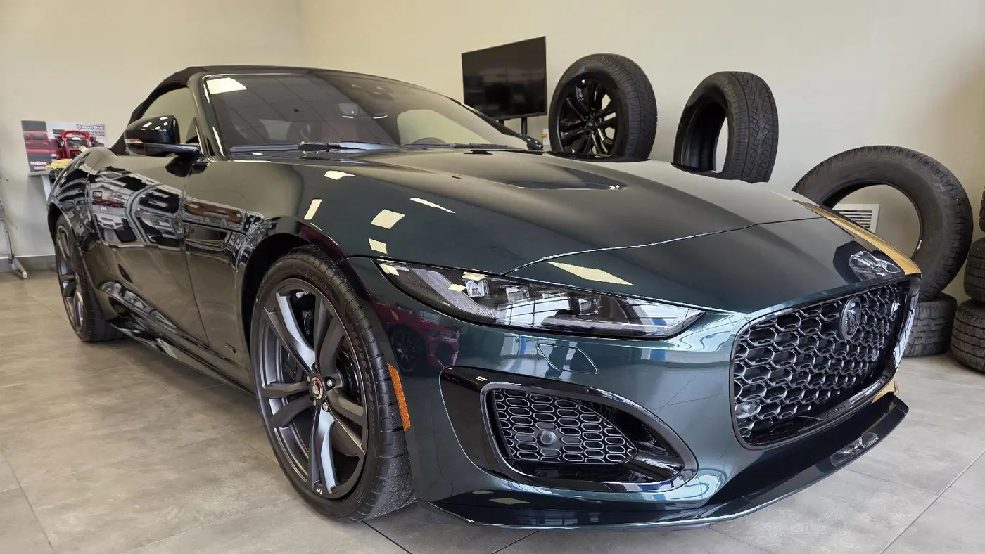 2024 Jaguar F-TYPE P575 R75