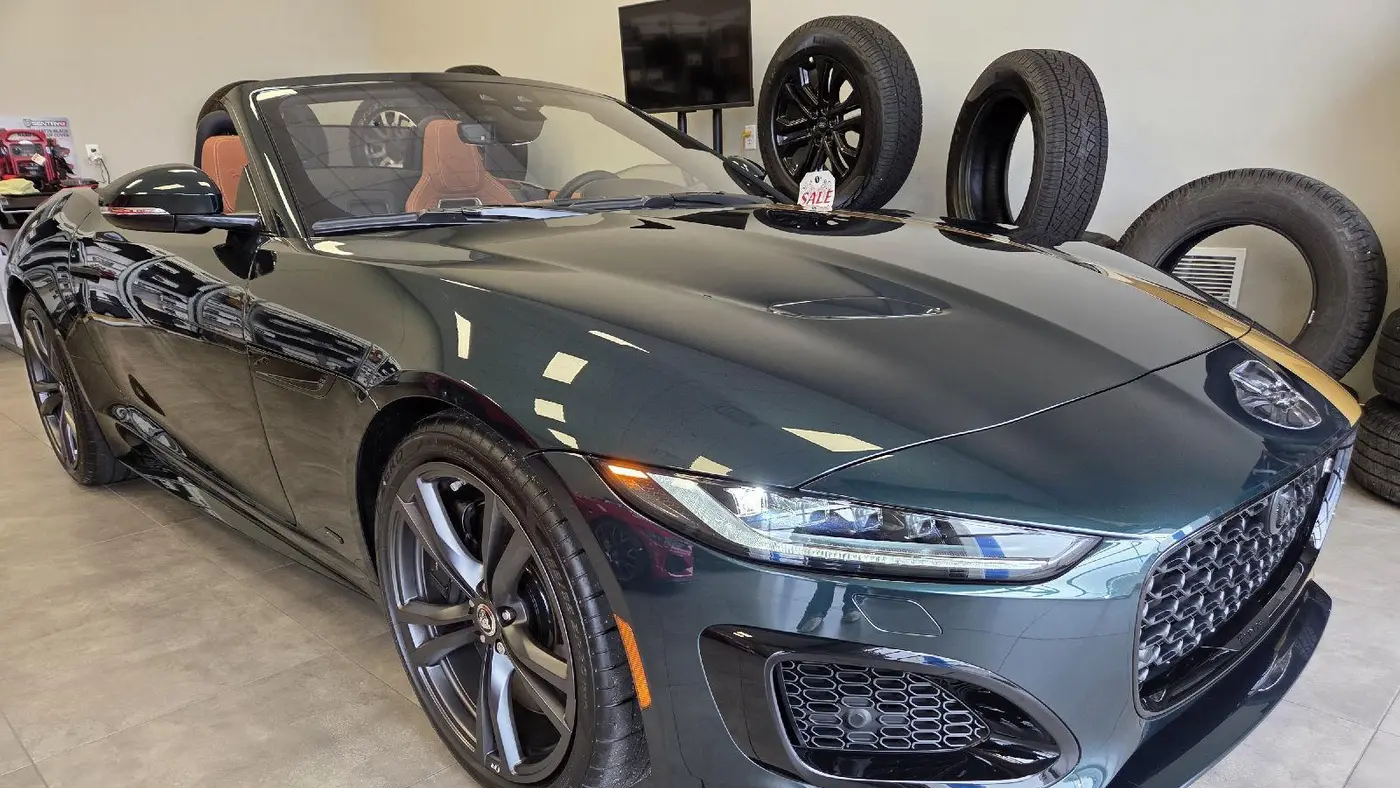 2024 Jaguar F-TYPE P575 R75