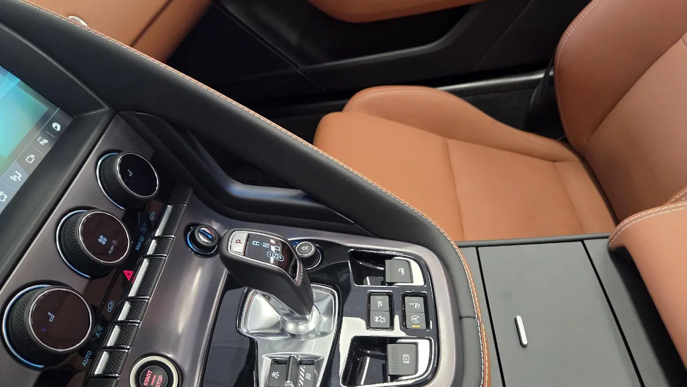 2024 Jaguar F-TYPE P575 R75