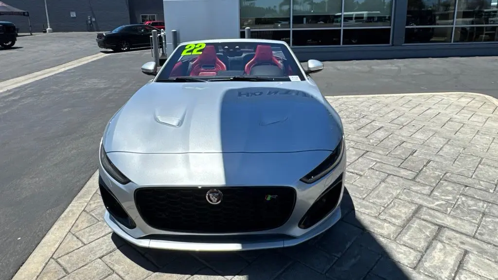 2022 Jaguar F-TYPE R