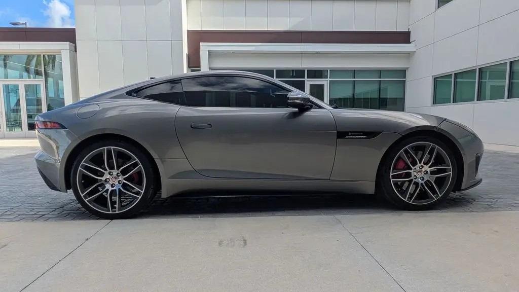 2020 Jaguar F-TYPE R-Dynamic