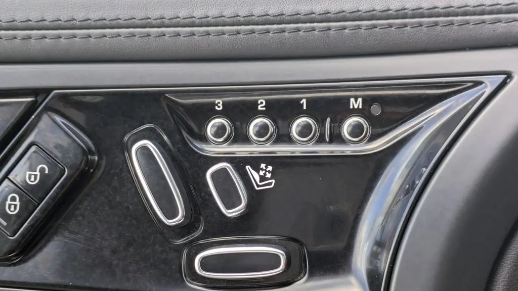 2020 Jaguar F-TYPE R-Dynamic