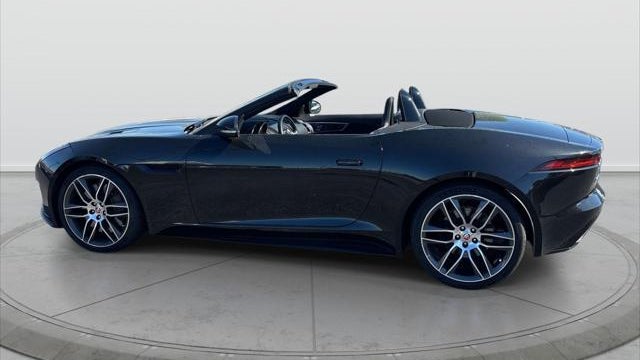 2018 Jaguar F-TYPE R-Dynamic