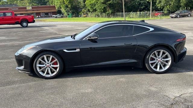 2019 Jaguar F-TYPE P380