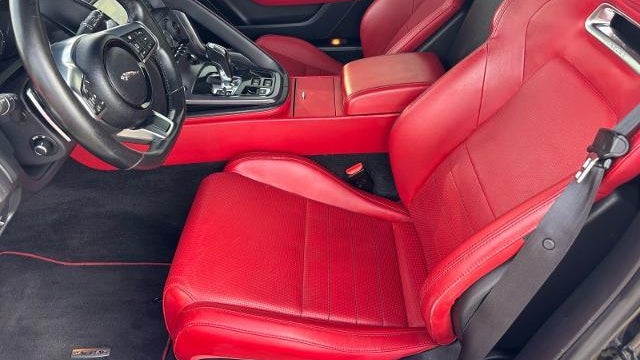 2019 Jaguar F-TYPE P380