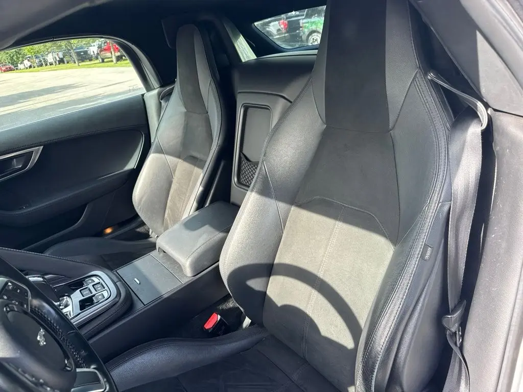 2018 Jaguar F-TYPE - $20,597