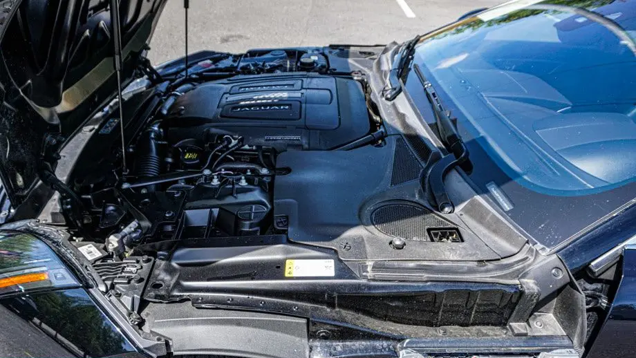 2020 Jaguar F-TYPE R-Dynamic