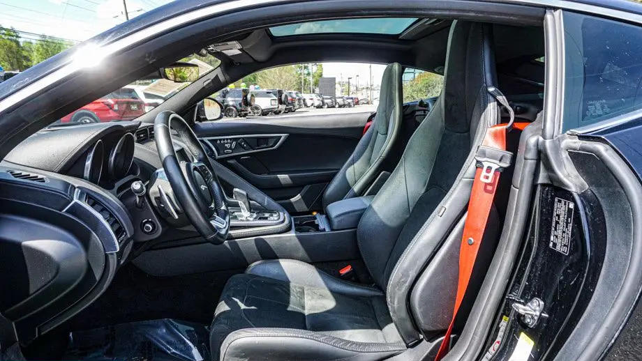 2020 Jaguar F-TYPE R-Dynamic