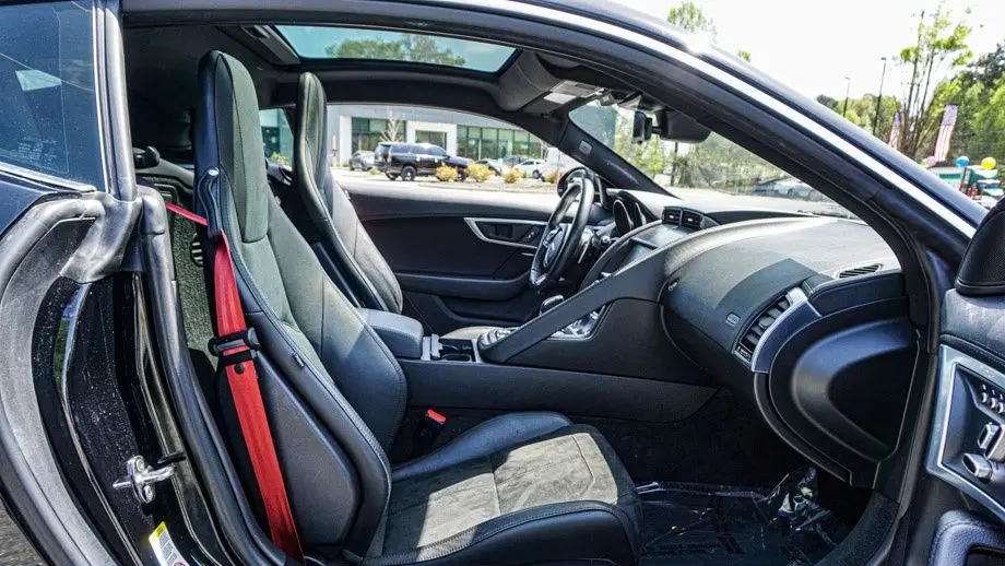 2020 Jaguar F-TYPE R-Dynamic