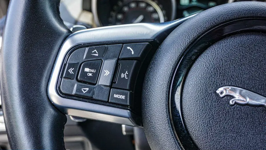 2020 Jaguar F-TYPE R-Dynamic